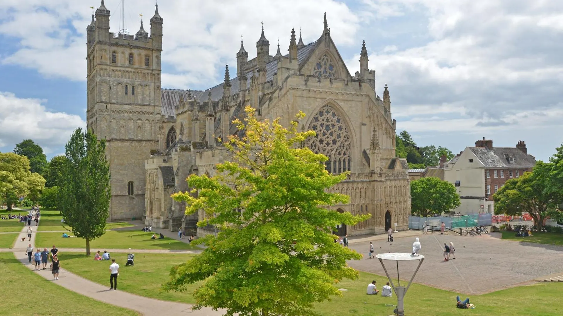 Apartment 1 24 Cathedral Yard Cathedral View Exeter Guest house